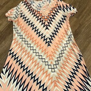 Fun summer dress with a great pattern